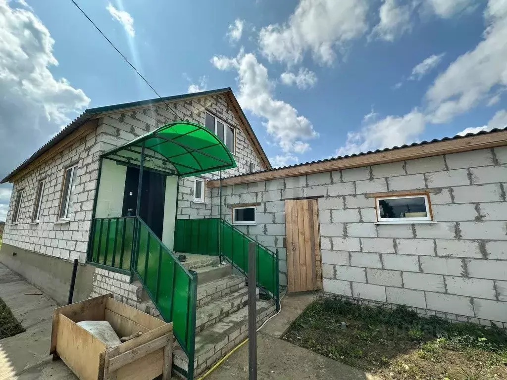 Дом в Брянская область, Почеп ул. Гагарина (100 м) - Фото 1