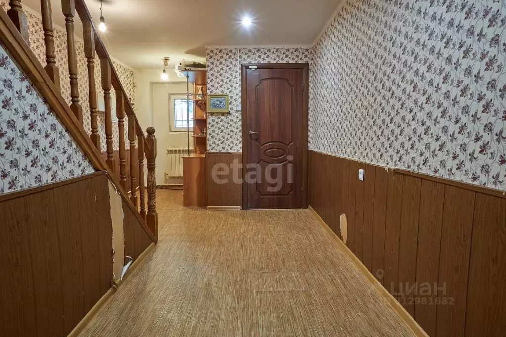 Дом в Саратовская область, Соколовый рп ул. Лучевая, 12 (300 м) - Фото 0