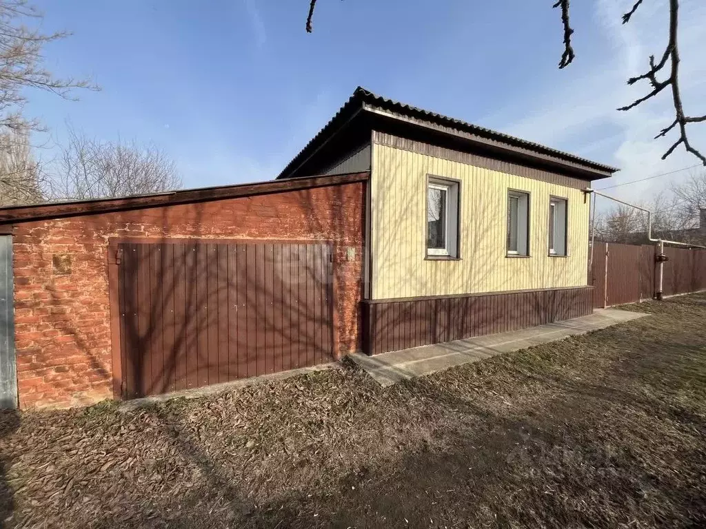 Дом в Воронежская область, Борисоглебск Дубровинская ул., 36 (67 м) - Фото 0