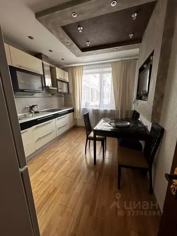 3-к кв. Ульяновская область, Ульяновск просп. Врача Сурова, 1 (65.0 м) - Фото 2