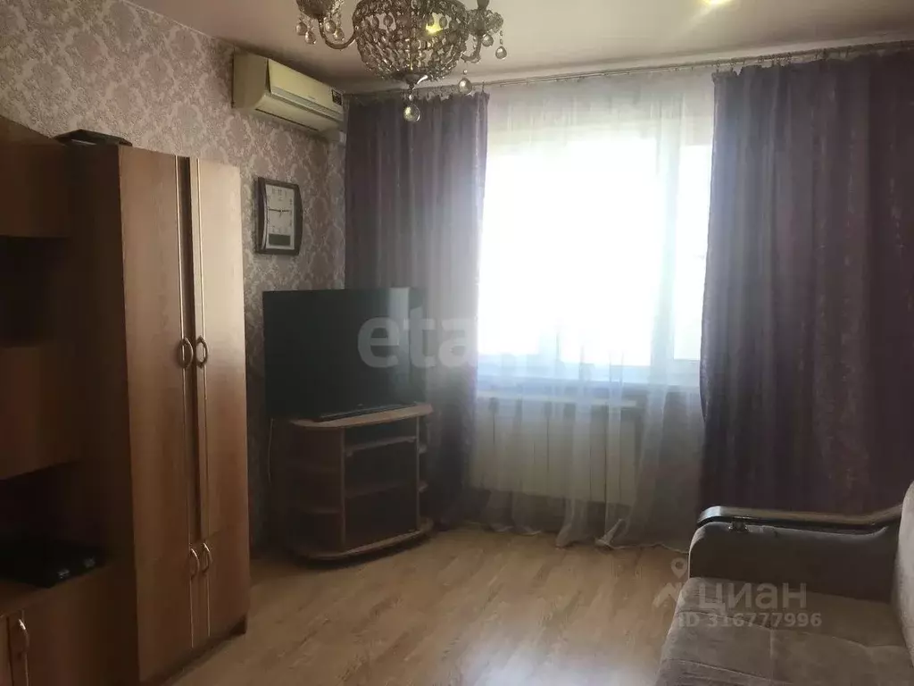 2-к кв. Волгоградская область, Волгоград бул. Энгельса, 26 (51.3 м) - Фото 0