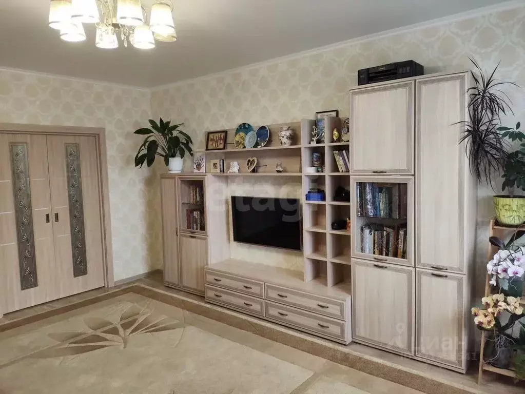 3-к кв. Калужская область, Калуга бул. Сиреневый, 14 (86.0 м) - Фото 1