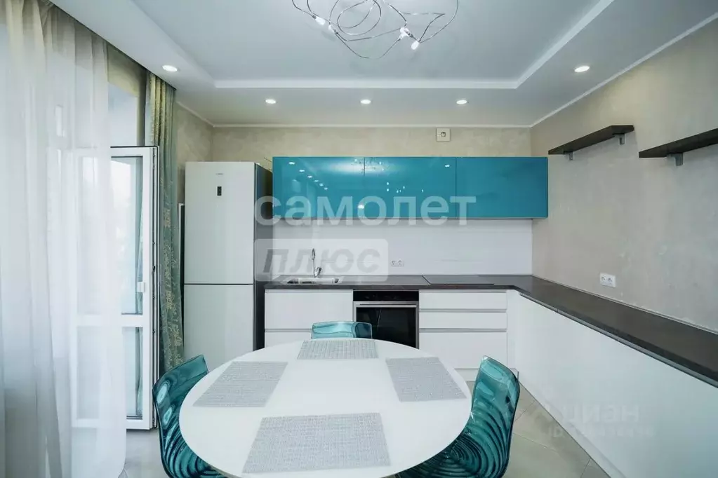 2-к кв. Омская область, Омск ул. Красный Путь, 143к3 (73.8 м) - Фото 2