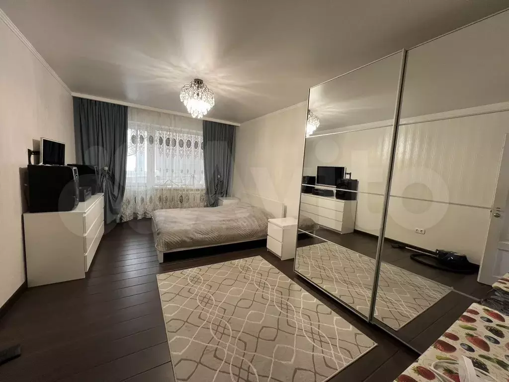 3-к. квартира, 84 м, 8/10 эт. - Фото 0