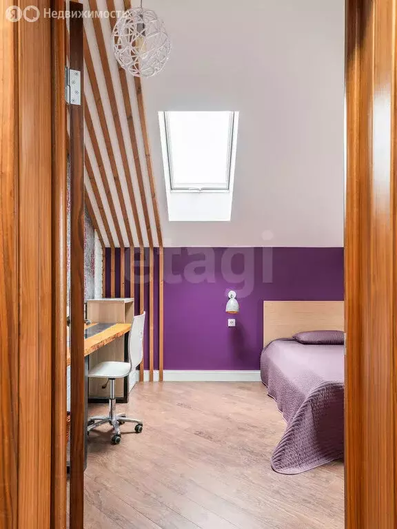 Дом в Петергоф, Средний переулок (225 м) - Фото 2