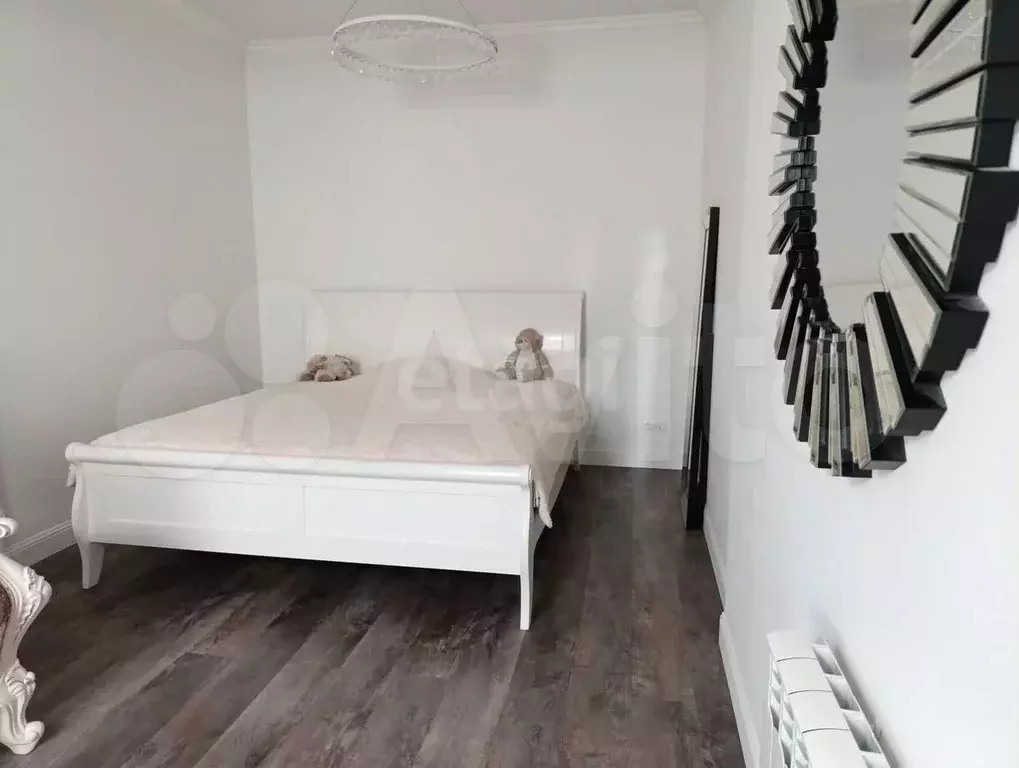 5-к. квартира, 185 м, 3/3 эт. - Фото 1