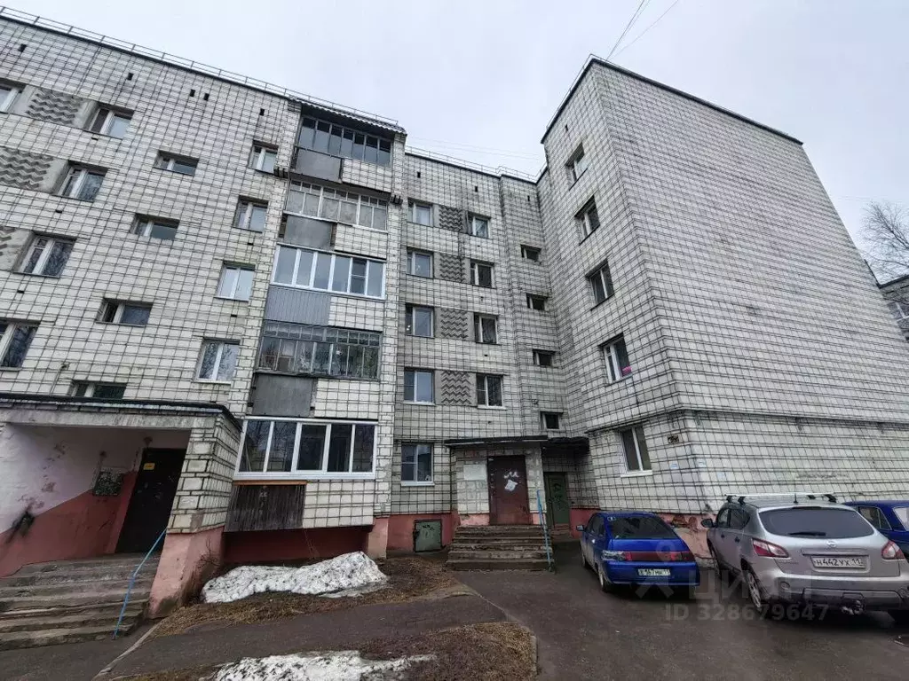 3-к кв. Коми, Сыктывкар Строитель мкр, ул. Новоселов, 8 (60.1 м) - Фото 1