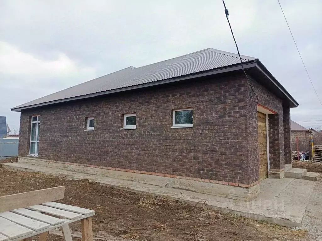 Дом в Оренбургская область, Оренбургский район, Красноуральский ... - Фото 2