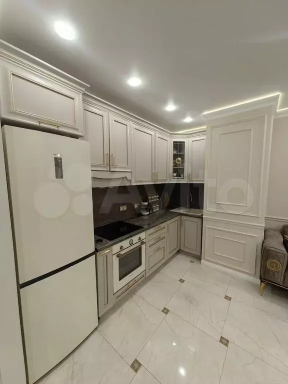 1-к. квартира, 50 м, 4/25 эт. - Фото 1
