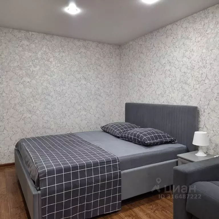 1-к кв. Ханты-Мансийский АО, Урай 2-й мкр, 43 (30.43 м) - Фото 0