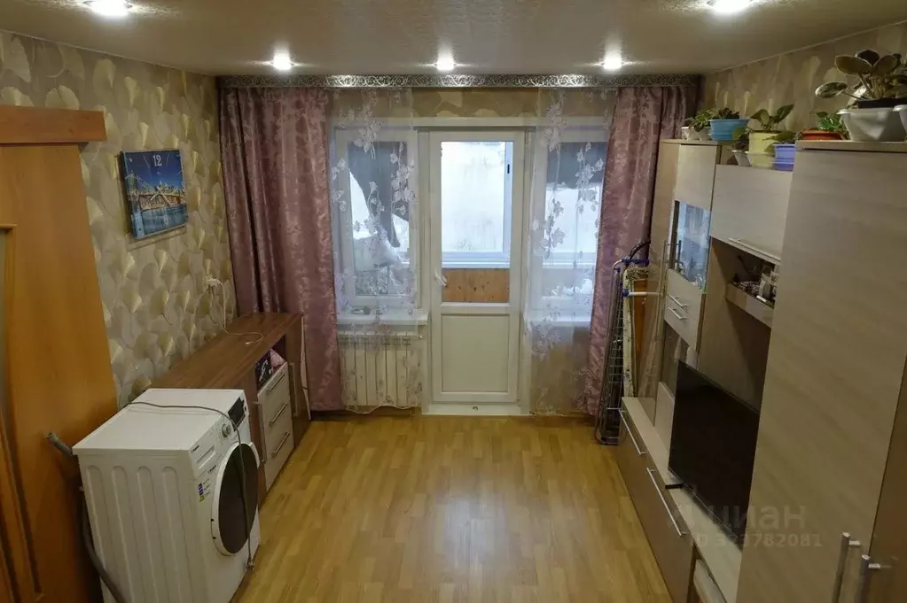 2-к кв. Свердловская область, Первоуральск Комсомольская ул., 2А (42.0 ... - Фото 1