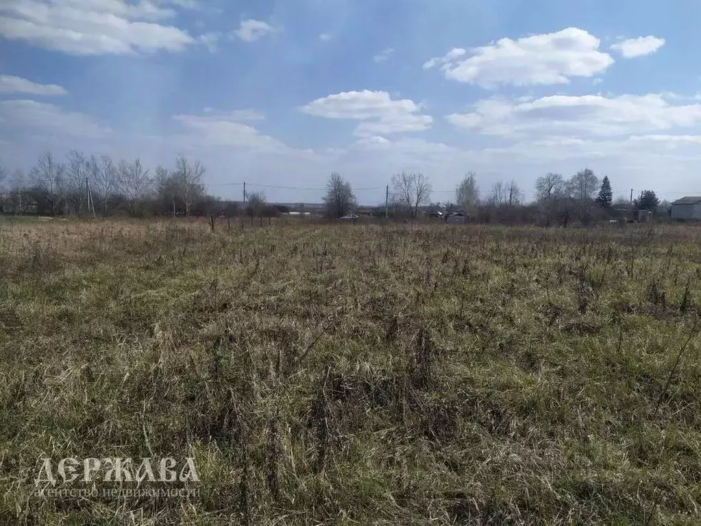 Участок в Белгородская область, Старооскольский городской округ, с. ... - Фото 1
