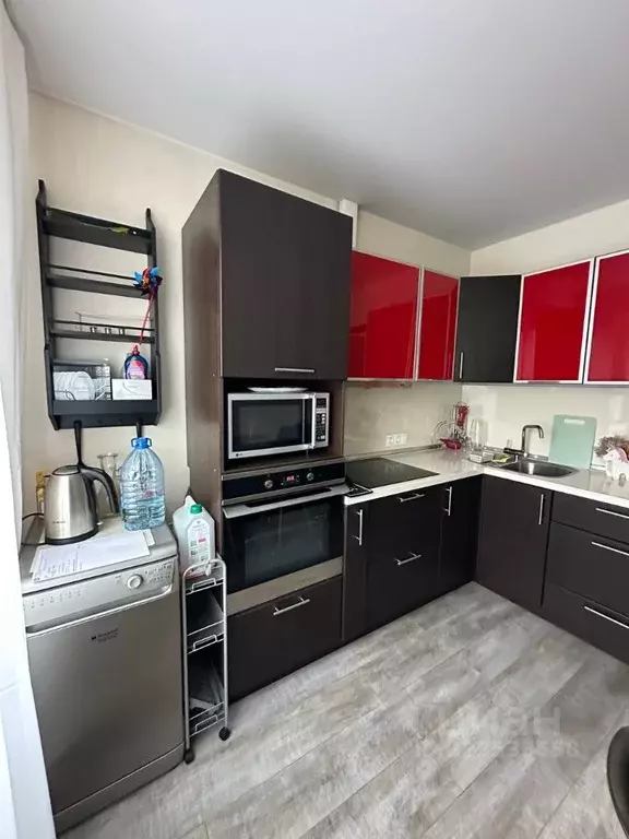 3-к кв. Красноярский край, Красноярск Северный мкр, ул. Урванцева, 13 ... - Фото 1