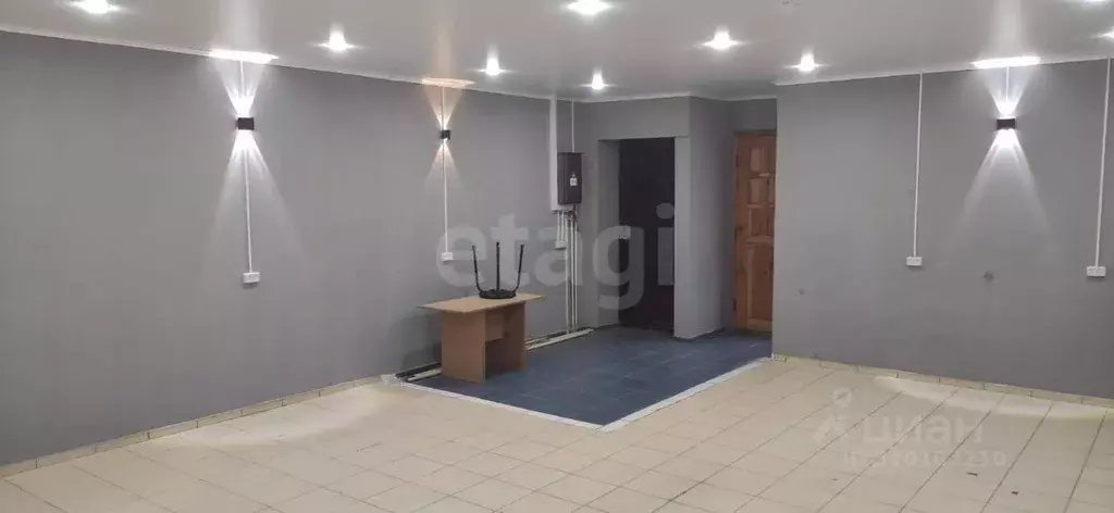 Офис в Крым, Армянск ул. Железнодорожная, 3 (50 м) - Фото 0