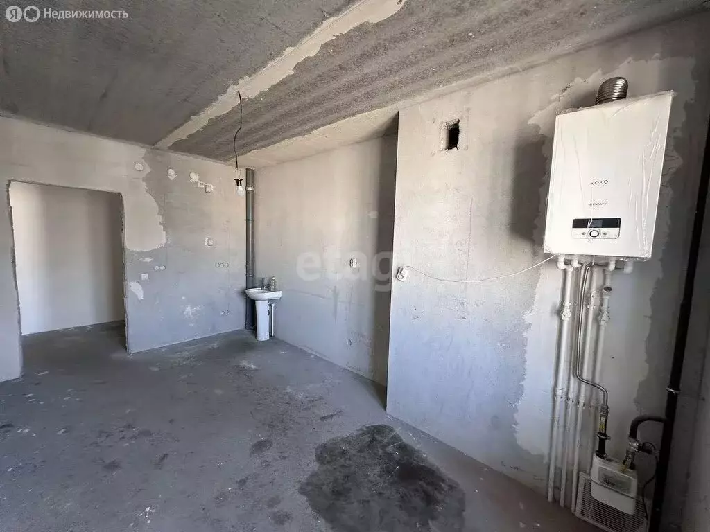 2-комнатная квартира: Калининград, Суздальская улица, 20к1 (61 м) - Фото 1