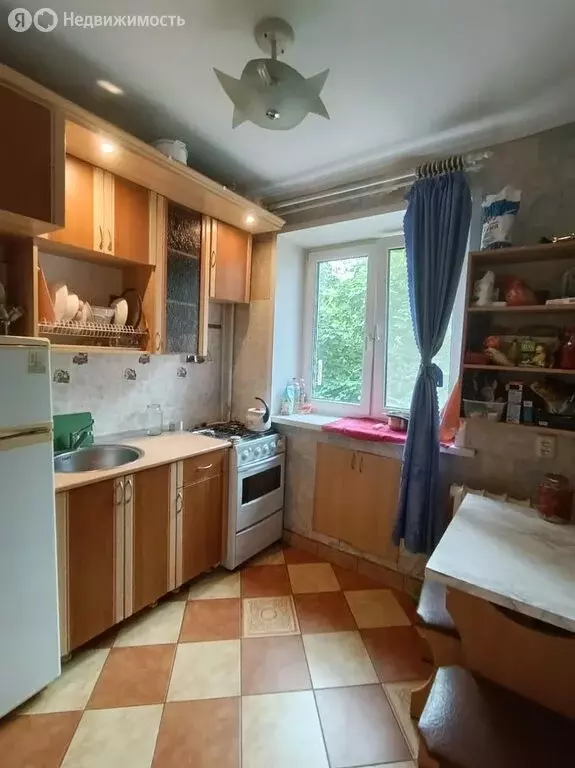 2-комнатная квартира: Смоленск, улица Черняховского, 36 (45 м) - Фото 0