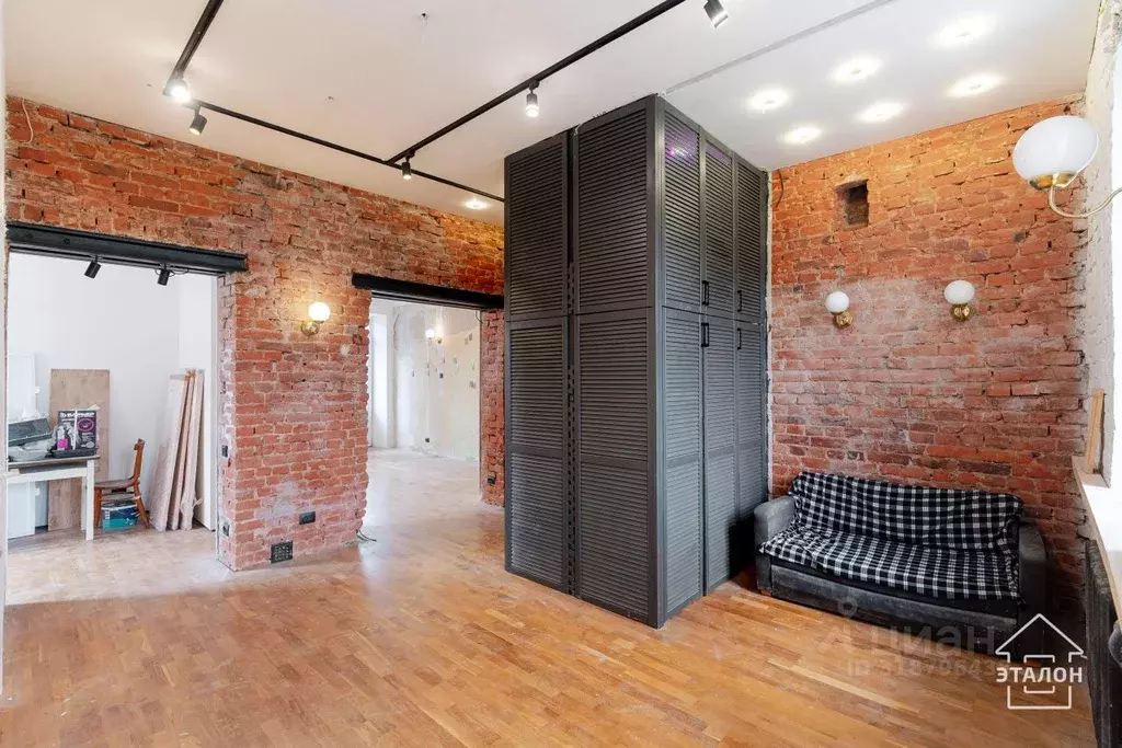 3-к кв. Омская область, Омск ул. Маяковского, 19 (61.2 м) - Фото 2