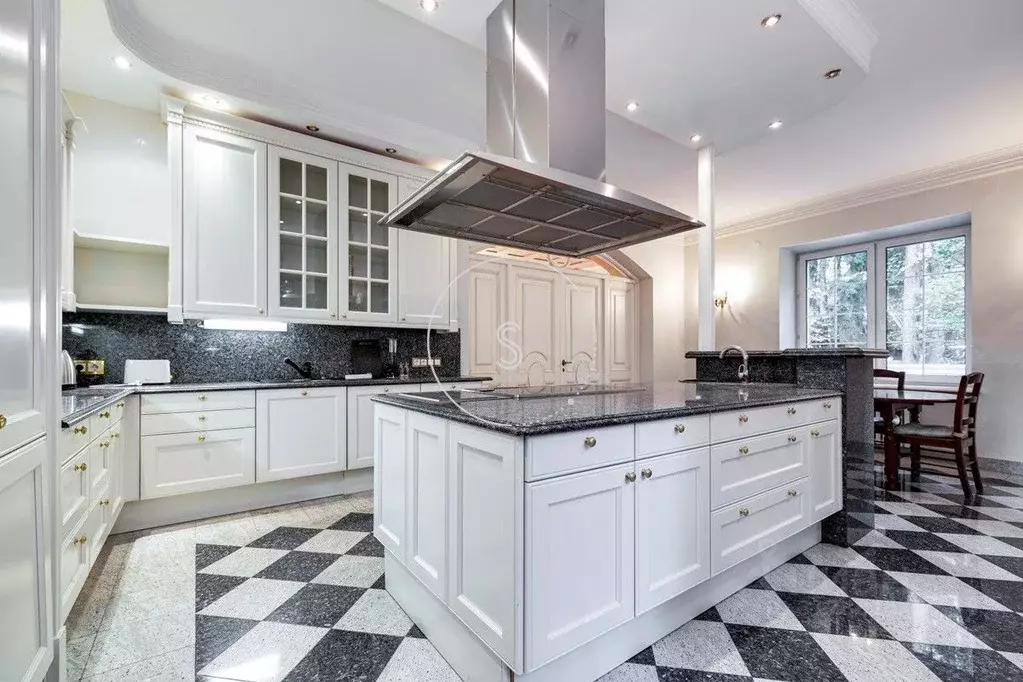 Дом в Московская область, Одинцовский городской округ, пос. Николина ... - Фото 2