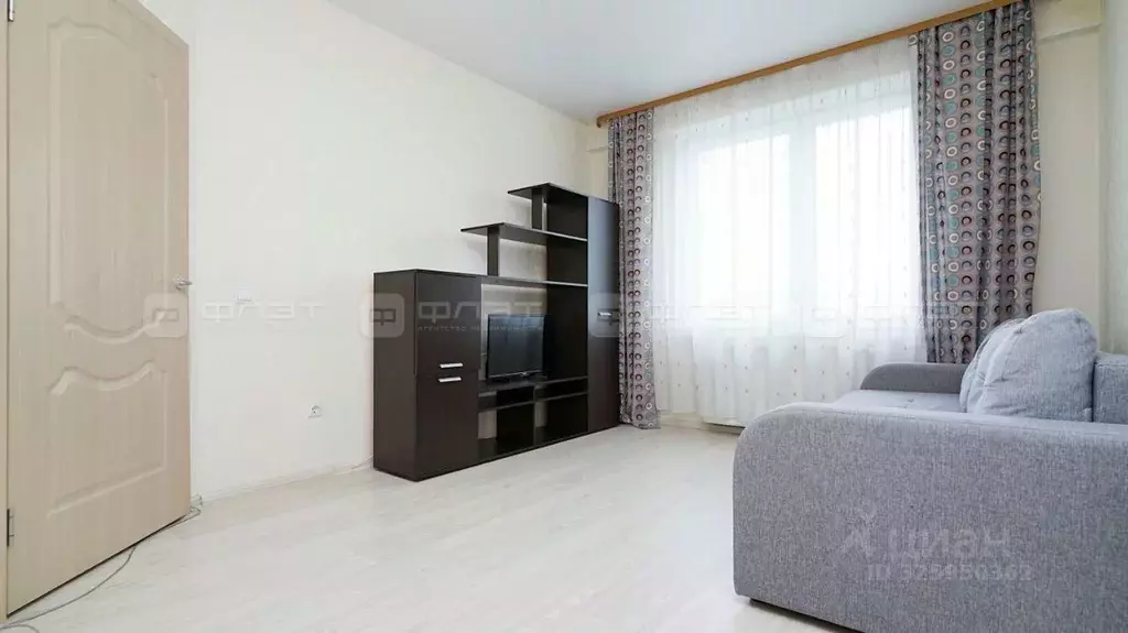 1-к кв. Татарстан, Казань Тэцевская ул., 4Б (33.0 м) - Фото 2