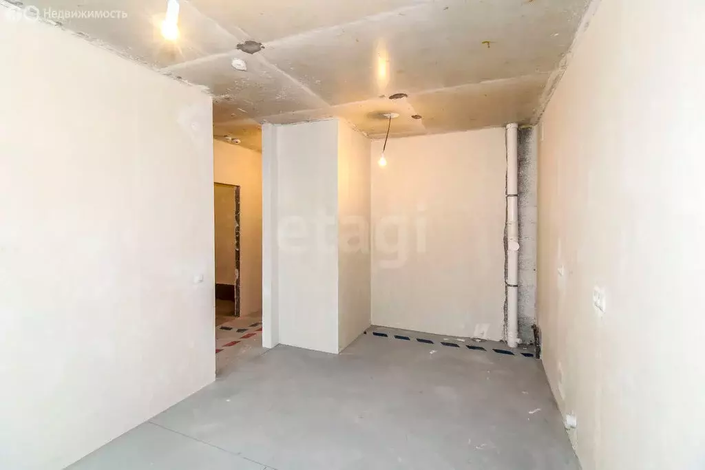 1-комнатная квартира: Тюмень, улица Разведчика Кузнецова, 5 (36.7 м) - Фото 2