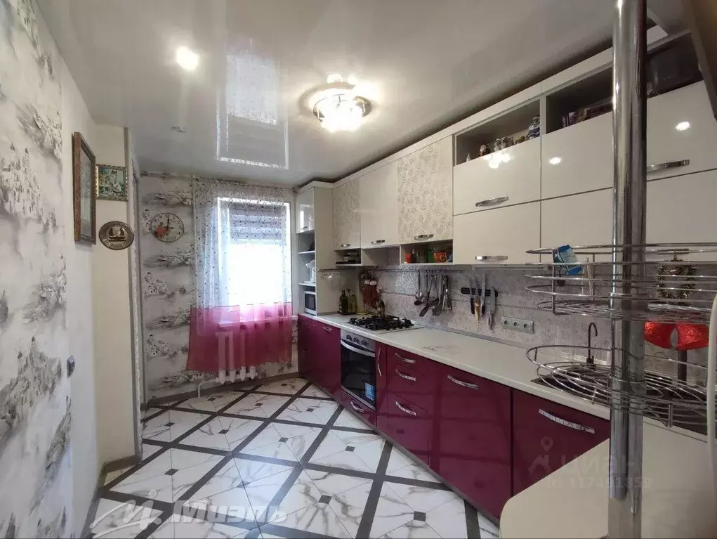 4-к кв. Севастополь ул. Косарева, 25 (76.1 м) - Фото 1