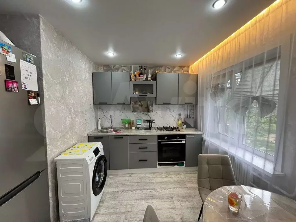 2-к. квартира, 45 м, 2/5 эт. - Фото 0