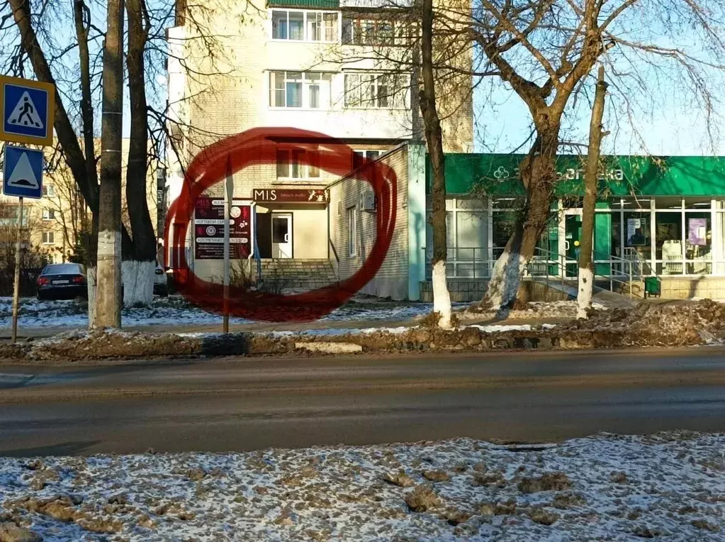 Помещение свободного назначения в Тульская область, Донской ул. ... - Фото 1