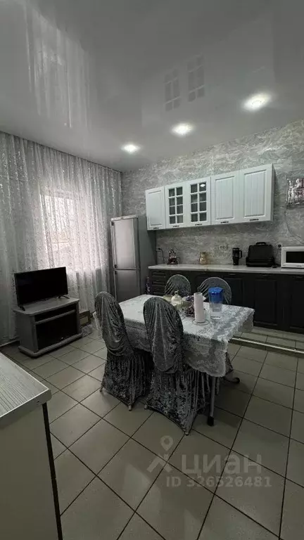 Дом в Астраханская область, Астрахань ул. Набережная Тимирязева, 233 ... - Фото 2