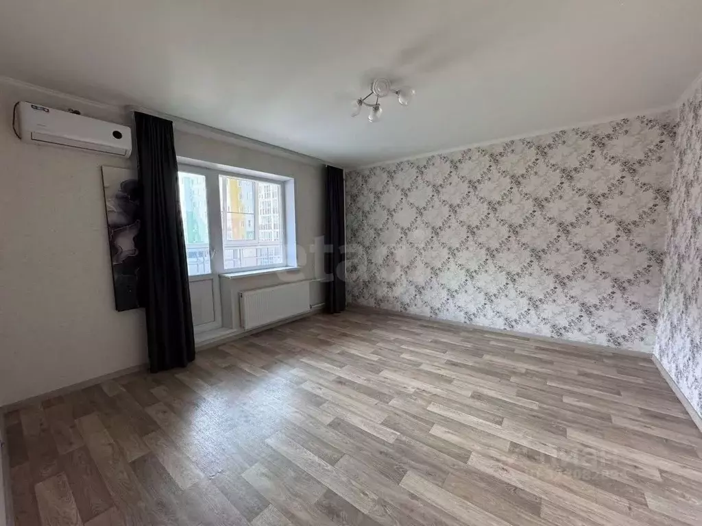 1-к кв. Курганская область, Курган Заозерный жилрайон, 7-й мкр, 24 ... - Фото 1