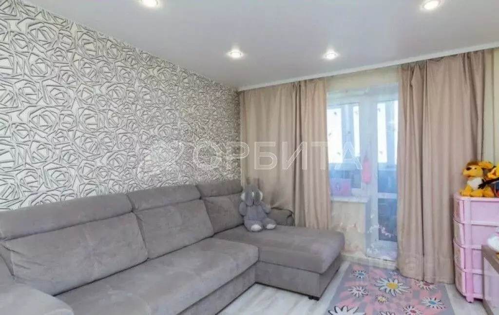 1-к кв. Тюменская область, Тюмень ул. Тимофея Чаркова, 28 (39.5 м) - Фото 1