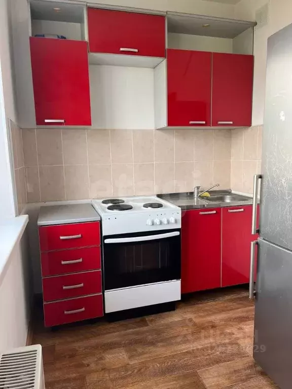 1-к кв. Курганская область, Курган Заозерный жилрайон, 6-й мкр, 21 ... - Фото 1