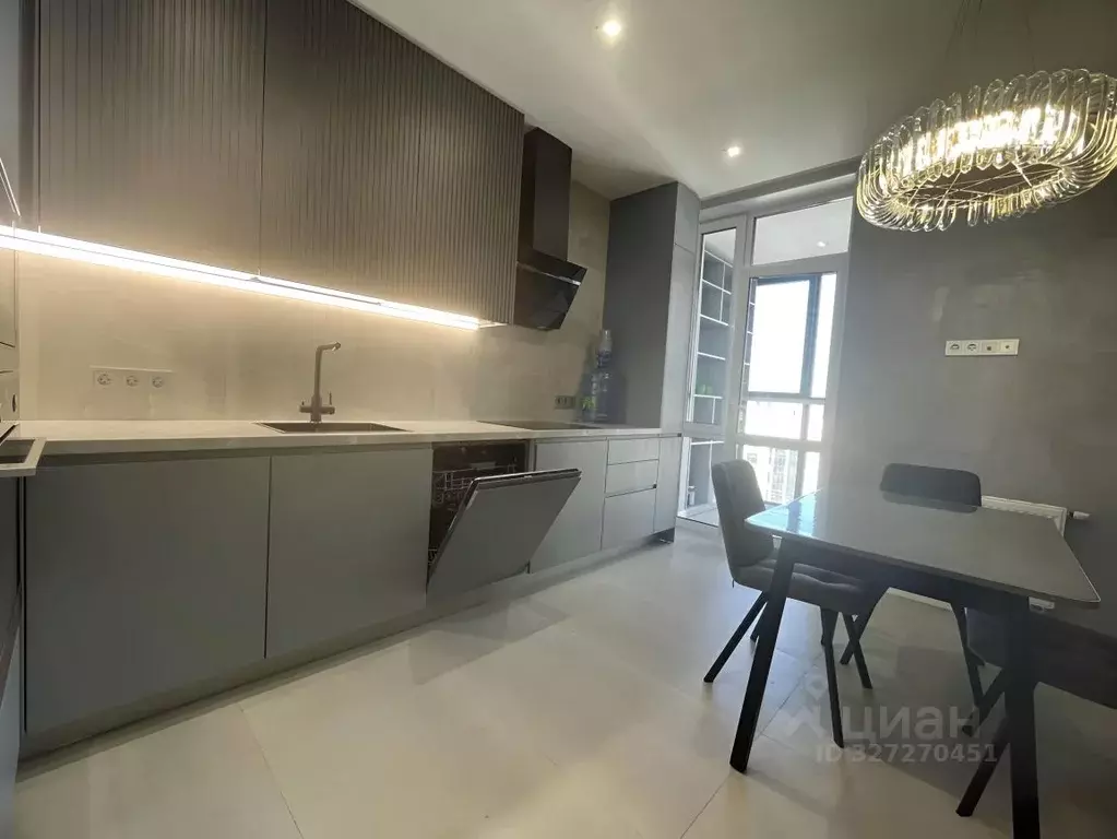 2-к кв. Татарстан, Казань ул. Аделя Кутуя, 100 (60.0 м) - Фото 1