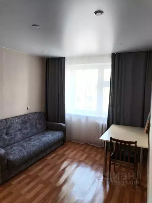 1-к кв. Кировская область, Киров ул. Крупской, 5к2 (28.2 м) - Фото 0