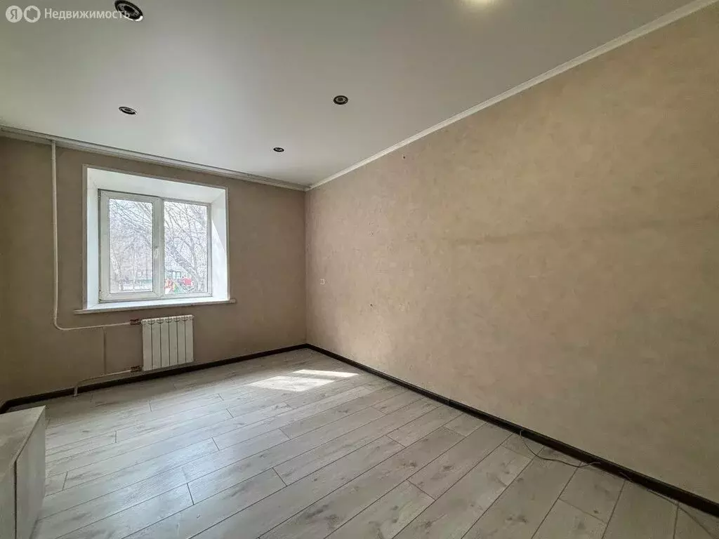 3-комнатная квартира: Абакан, улица Маршала Жукова, 72 (61.2 м) - Фото 0