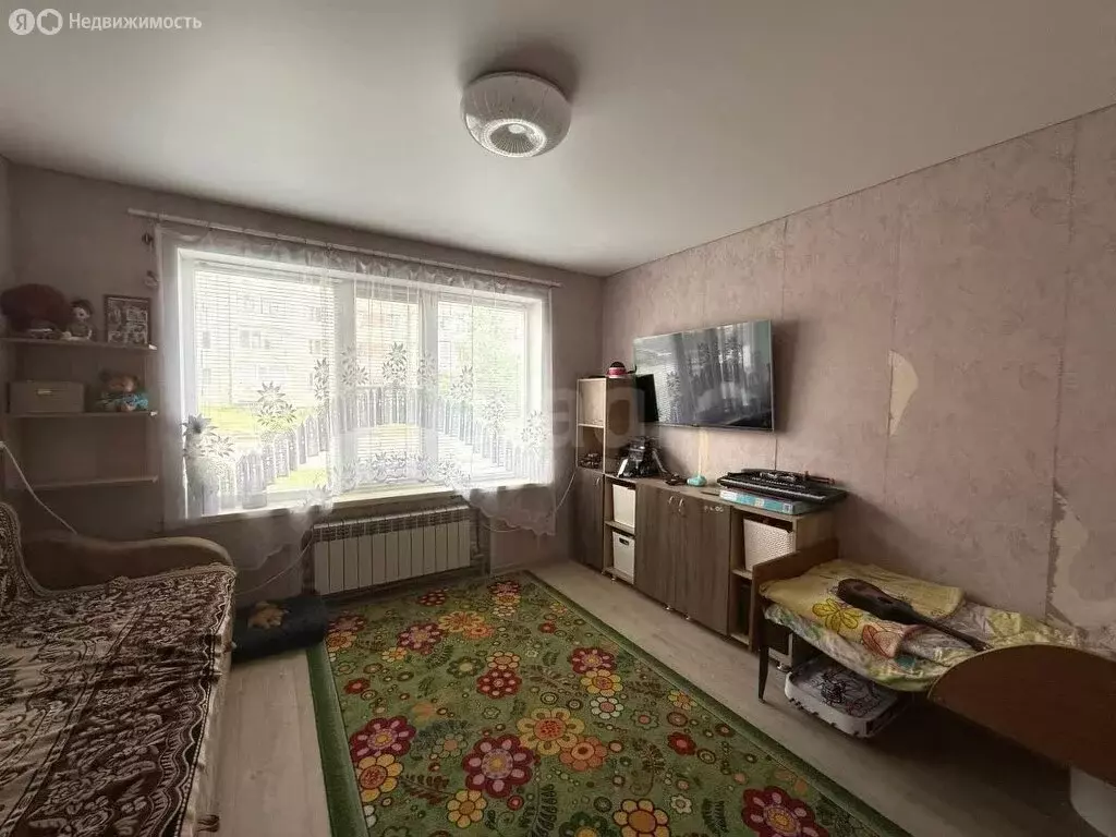 3-комнатная квартира: Великий Устюг, улица Нахимова, 19 (48.9 м) - Фото 0