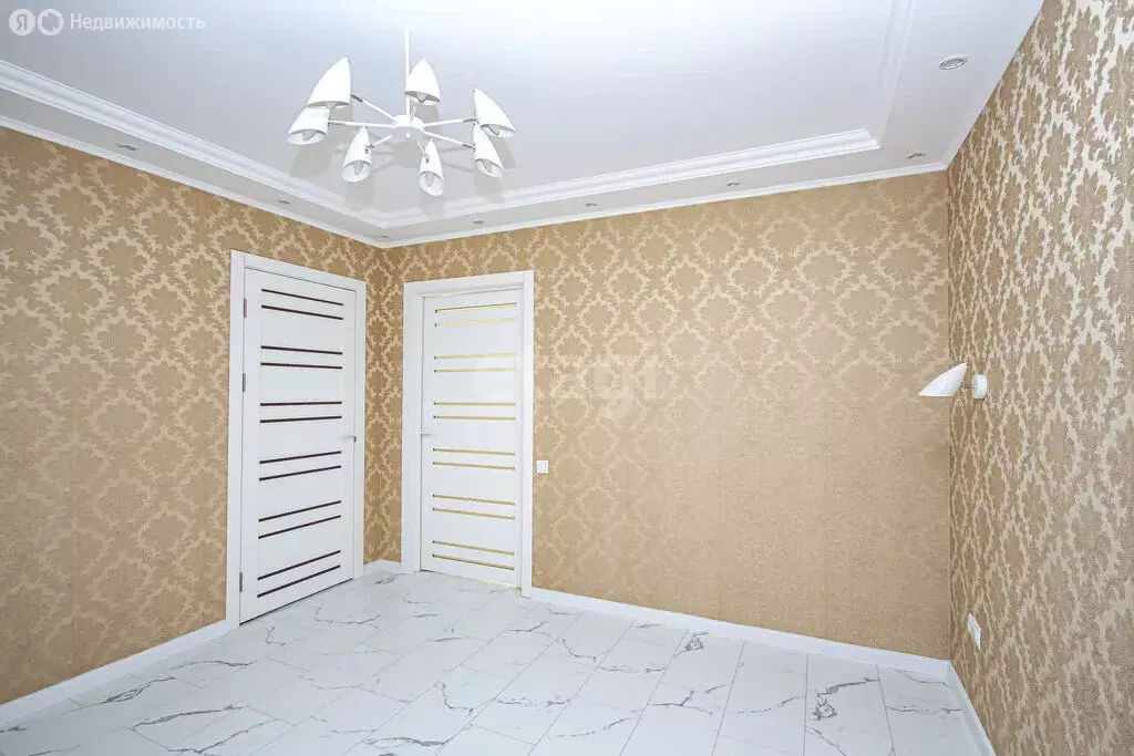 3-комнатная квартира: Новосибирск, улица Ключ-Камышенское Плато, 6 ... - Фото 1