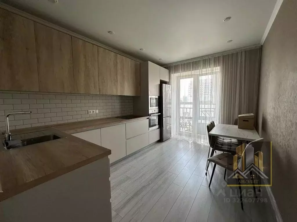 2-к кв. Татарстан, Казань ул. Разведчика Ахмерова, 7 (55.0 м) - Фото 1