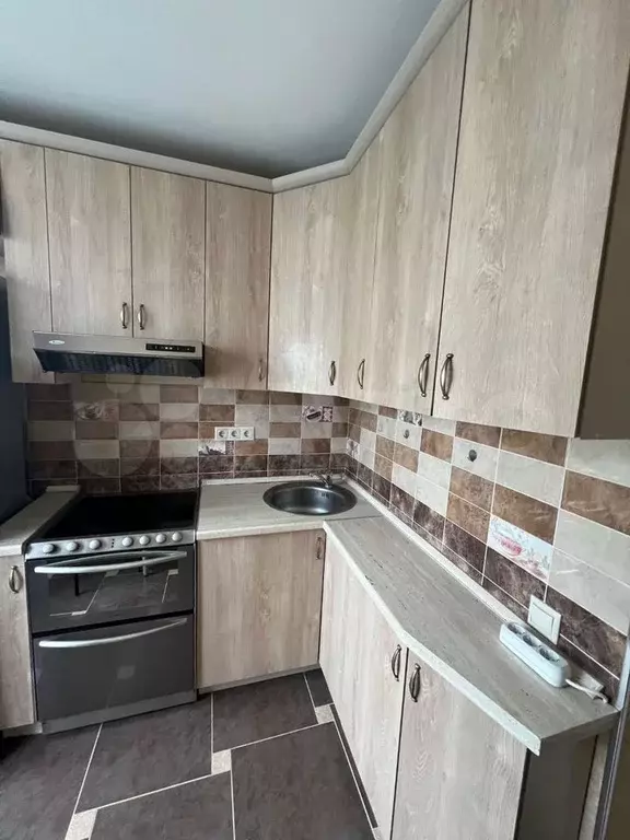 1-к. квартира, 32 м, 8/9 эт. - Фото 1