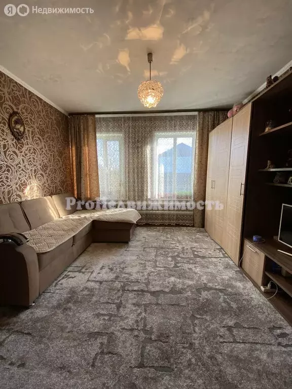 Дом в Кызыл, улица Крюкова (69.7 м) - Фото 1