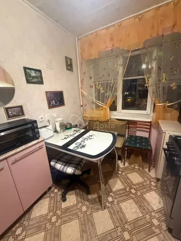 2-к кв. Волгоградская область, Волгоград Новороссийская ул., 16 (58.2 ... - Фото 2