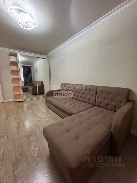 2-к кв. Кабардино-Балкария, Нальчик ул. Атажукина, 12к1 (65.0 м) - Фото 2