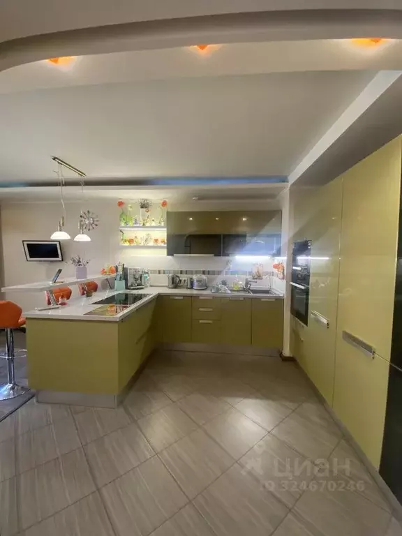 3-к кв. Самарская область, Тольятти 16-й кв-л, бул. Цветной, 7 (125.0 ... - Фото 0