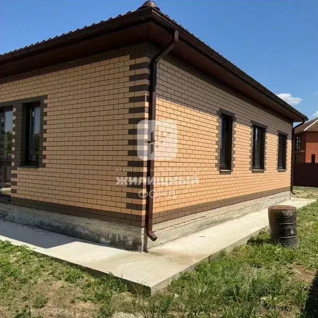 Дом в Саратовская область, Энгельсский район, Красноярское ... - Фото 2