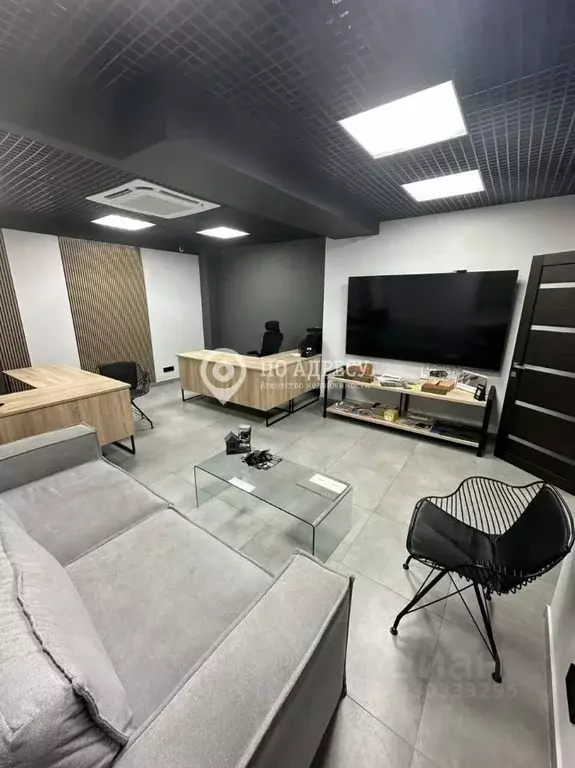 Офис в Саратовская область, Саратов Набережная ул., 18 (140 м) - Фото 2