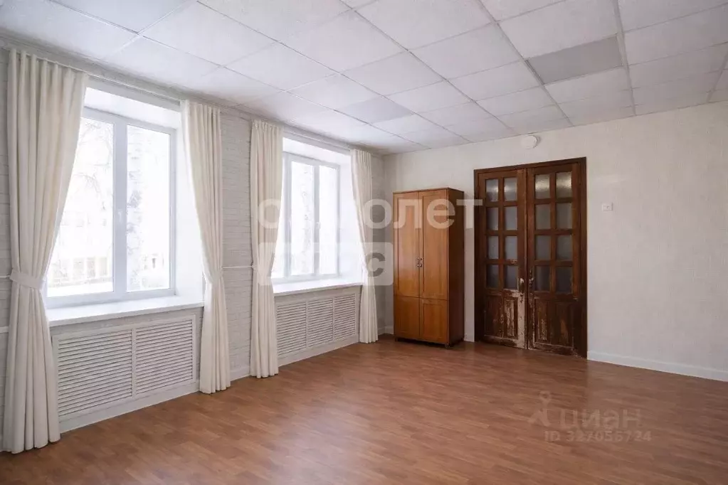 Офис в Челябинская область, Верхний Уфалей ул. Макарова, 1 (48 м) - Фото 2