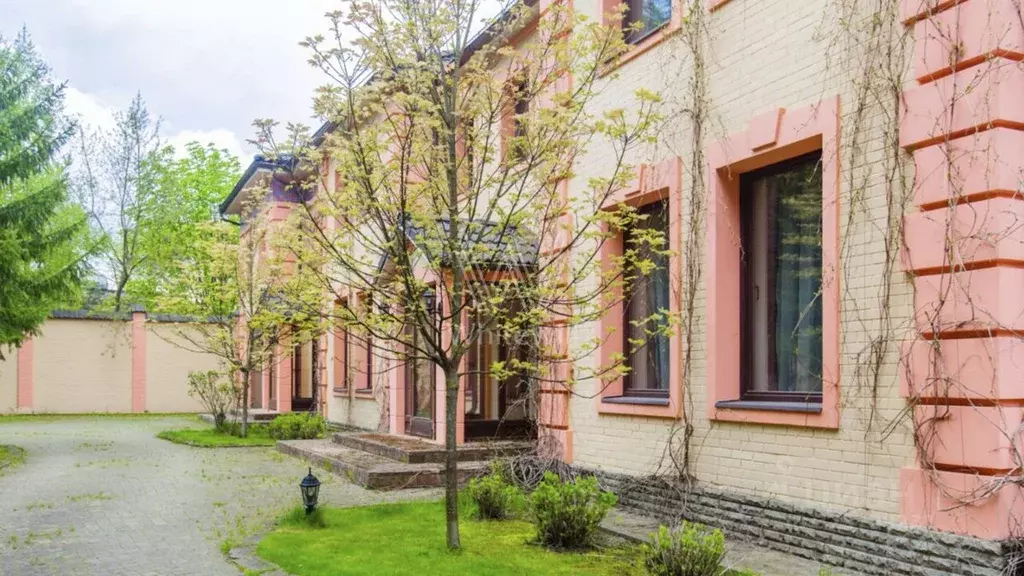 Коттедж в Московская область, Одинцовский городской округ, КП Любушкин ... - Фото 1