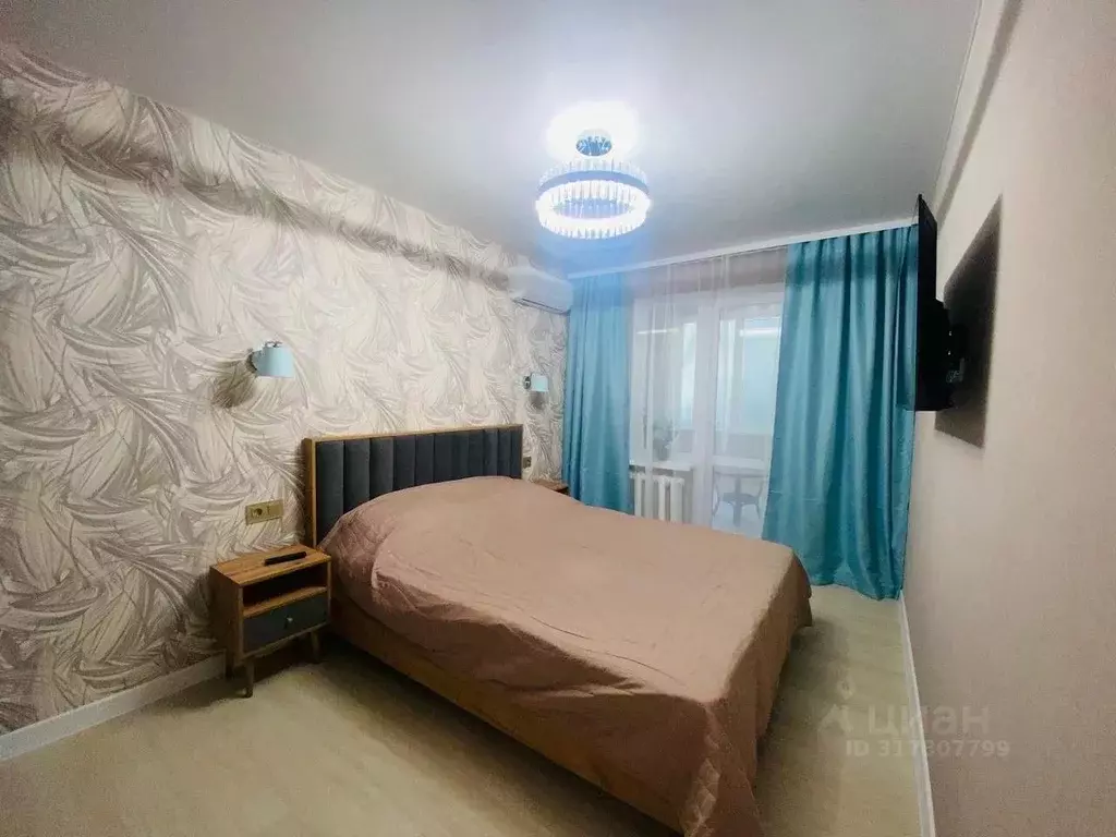 2-к кв. Севастополь ул. Гвардейская, 7 (56.0 м) - Фото 0