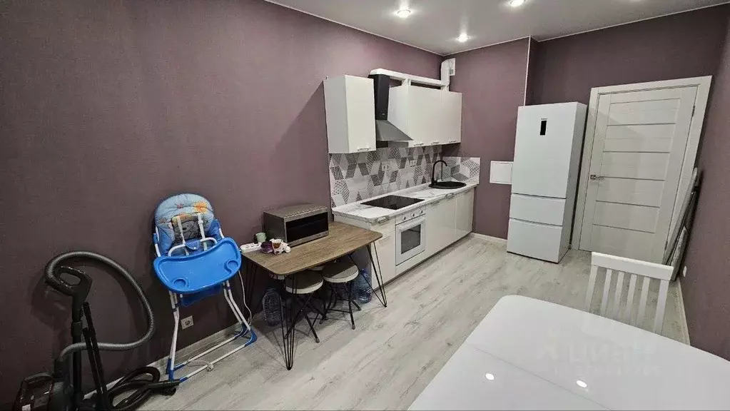 3-к кв. Московская область, Солнечногорск городской округ, Голубое пгт ... - Фото 1