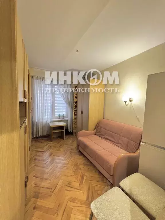 Комната Москва ул. Введенского, 27К2 (9.6 м) - Фото 1