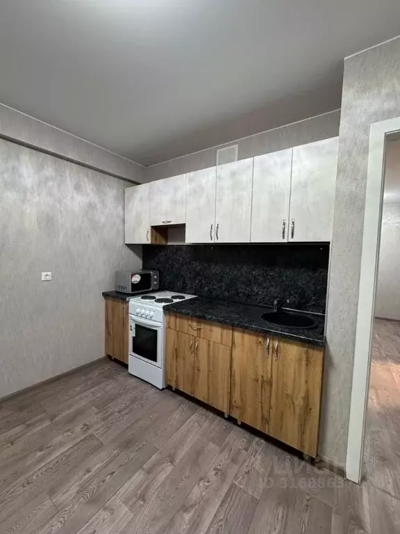 2-к кв. Татарстан, Набережные Челны 64-й комплекс, 9 (58.0 м) - Фото 0